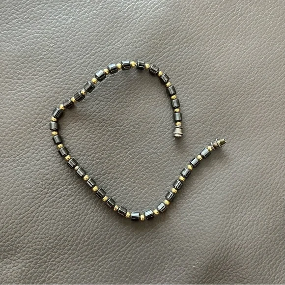 Hematite Bracelet - Picture 2 of 3